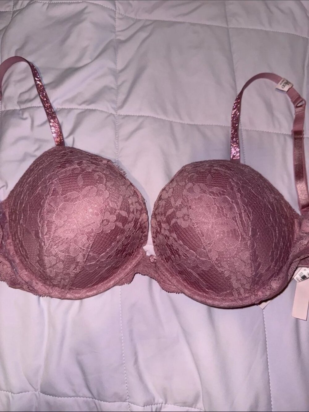 NWT Victoria’s Secret Pink Rose Lace Rhinestone Strap Push-Up Bra